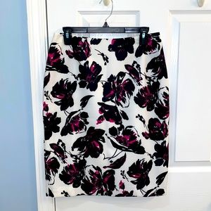 Women’s Evan-Picone “Black Label” Skirt